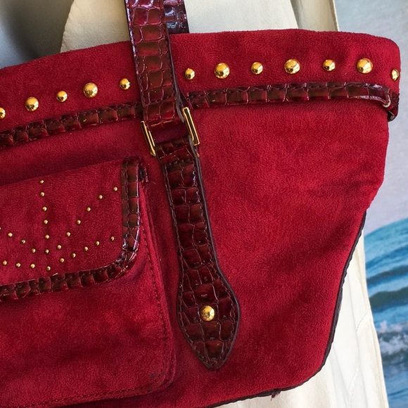 Beautiful Deborah Lewis Studio Holiday Ready, Elegant Studded Show Stopper - Picture 5 of 15